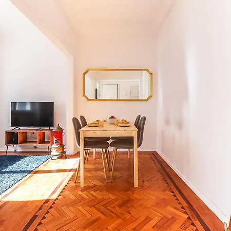 Portucale ! Olaias Design With Terrace Apartment Lisbon