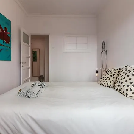 Apartment Portucale ! Olaias Design With Terrace Lisbon
