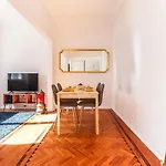 Portucale ! Olaias Design With Terrace דירה ליסבון