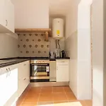 Portucale ! Olaias Design With Terrace דירה ליסבון