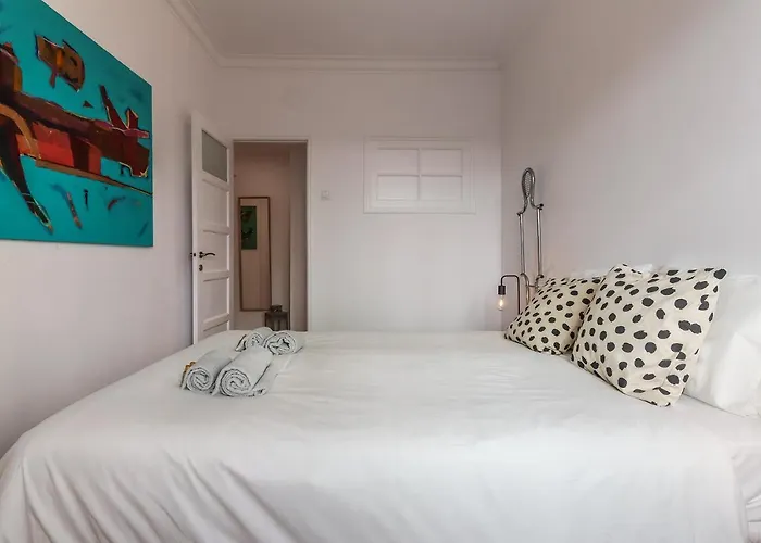 Apartment Portucale ! Olaias Design With Terrace Lisbon