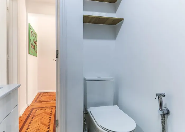 Portucale ! Olaias Design With Terrace Apartment