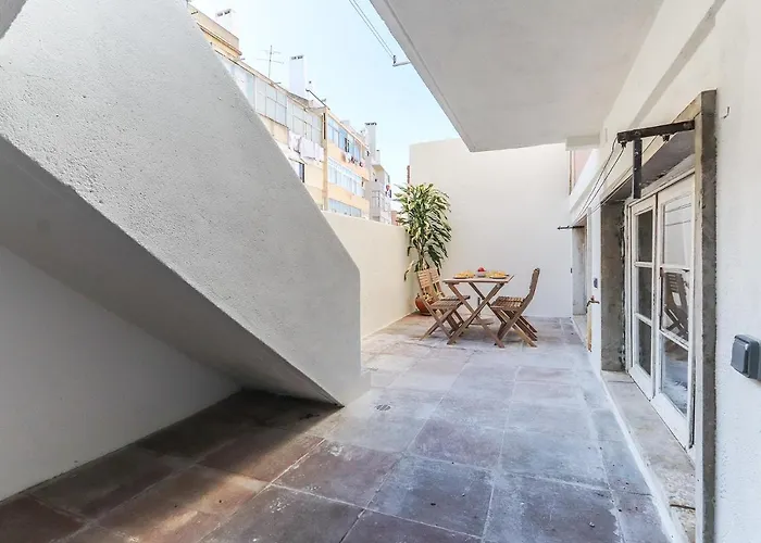Portucale ! Olaias Design With Terrace * Lisbon
