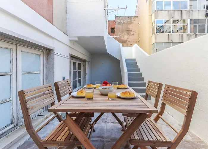Portucale ! Olaias Design With Terrace *