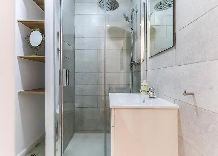 Portucale ! Olaias Design With Terrace * Lisbon